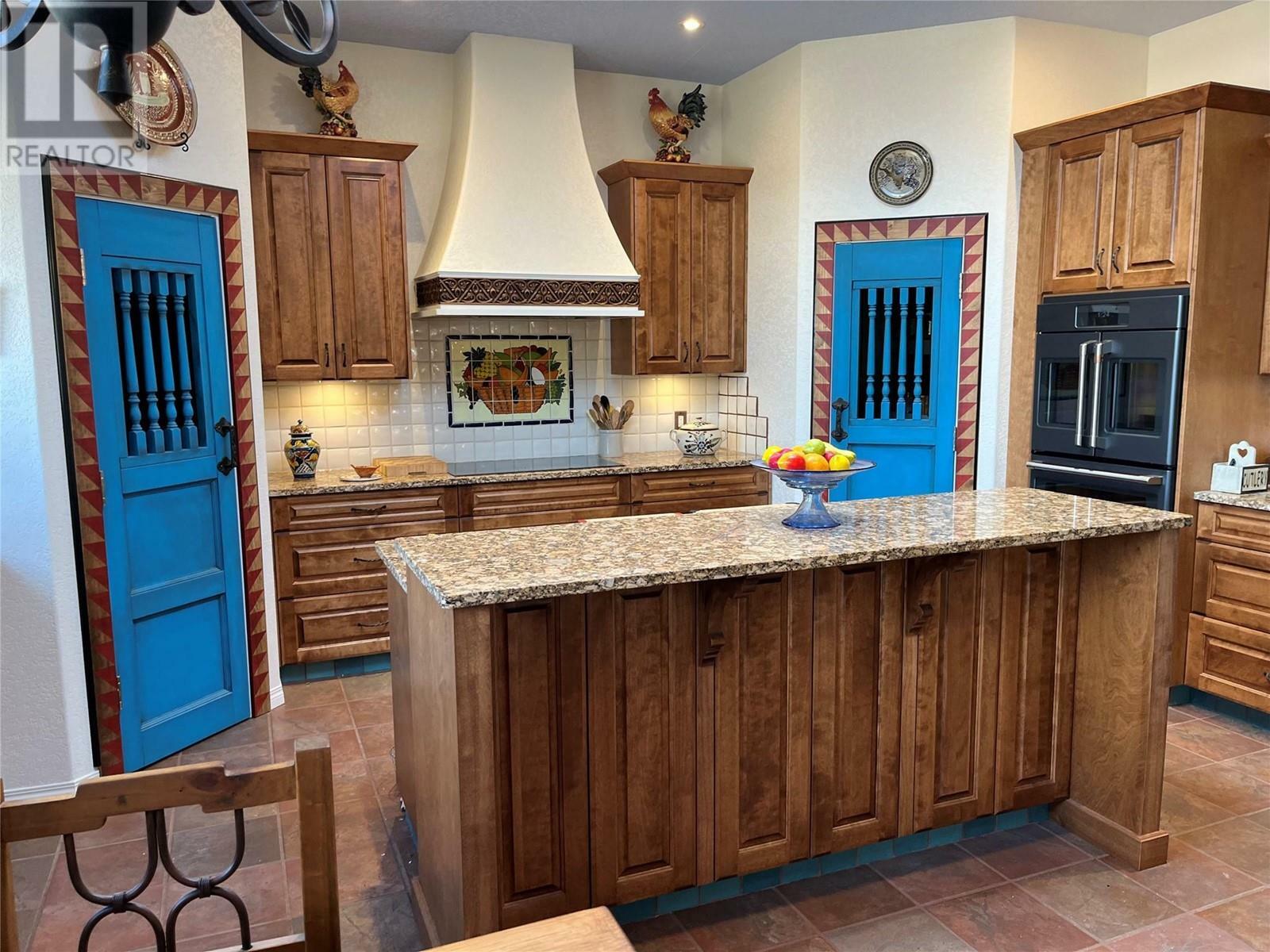 Property Photo: 2363 Erin Valley Crescent BC V2C 6A1
