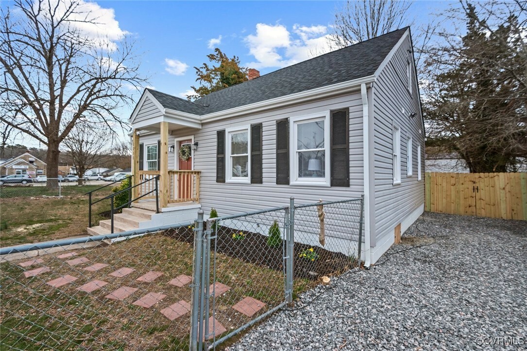 Property Photo:  2230 E Washington Street  VA 23803 