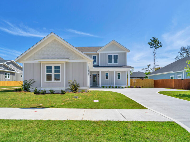 Property Photo: 623 Chamomile Court FL 32578