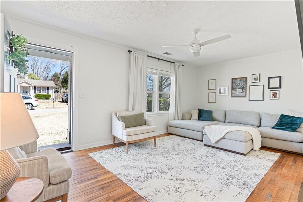 Property Photo: 1060 McLinden Avenue SE GA 30080