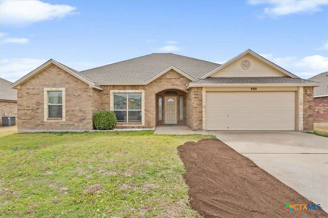 Property Photo:  404 Curtis Drive  TX 76542 