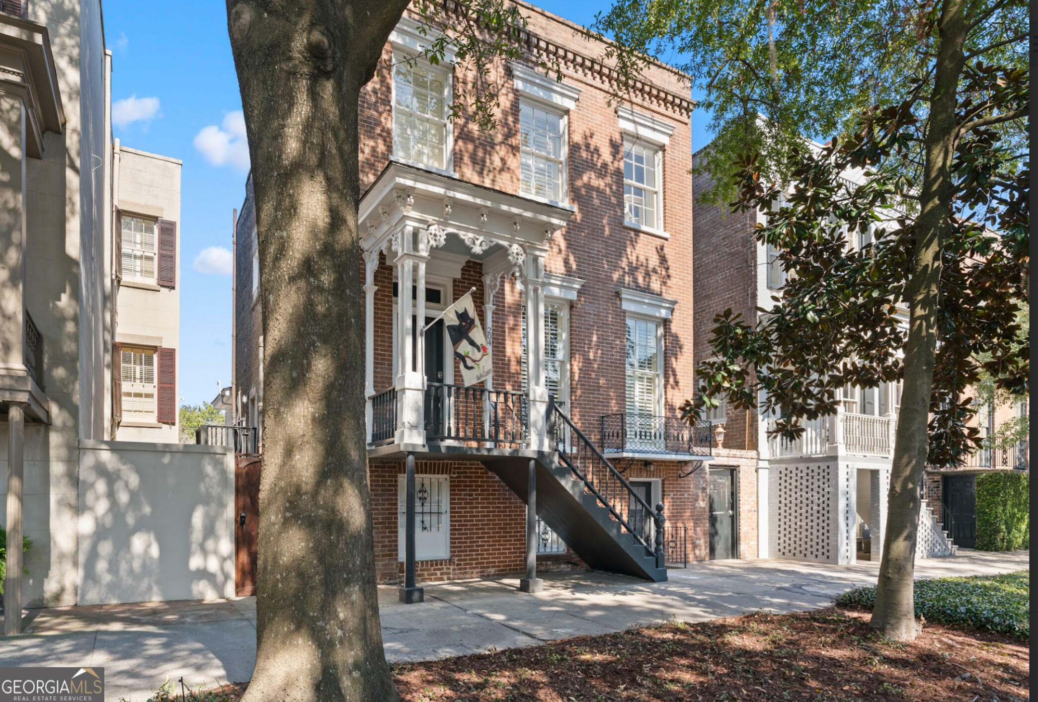 204 E Liberty Street  Savannah GA 31401 photo