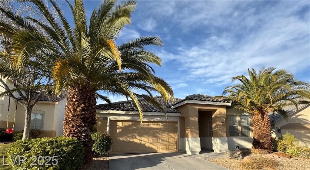 Property Photo:  9760 Derbyhill Circle  NV 89117 