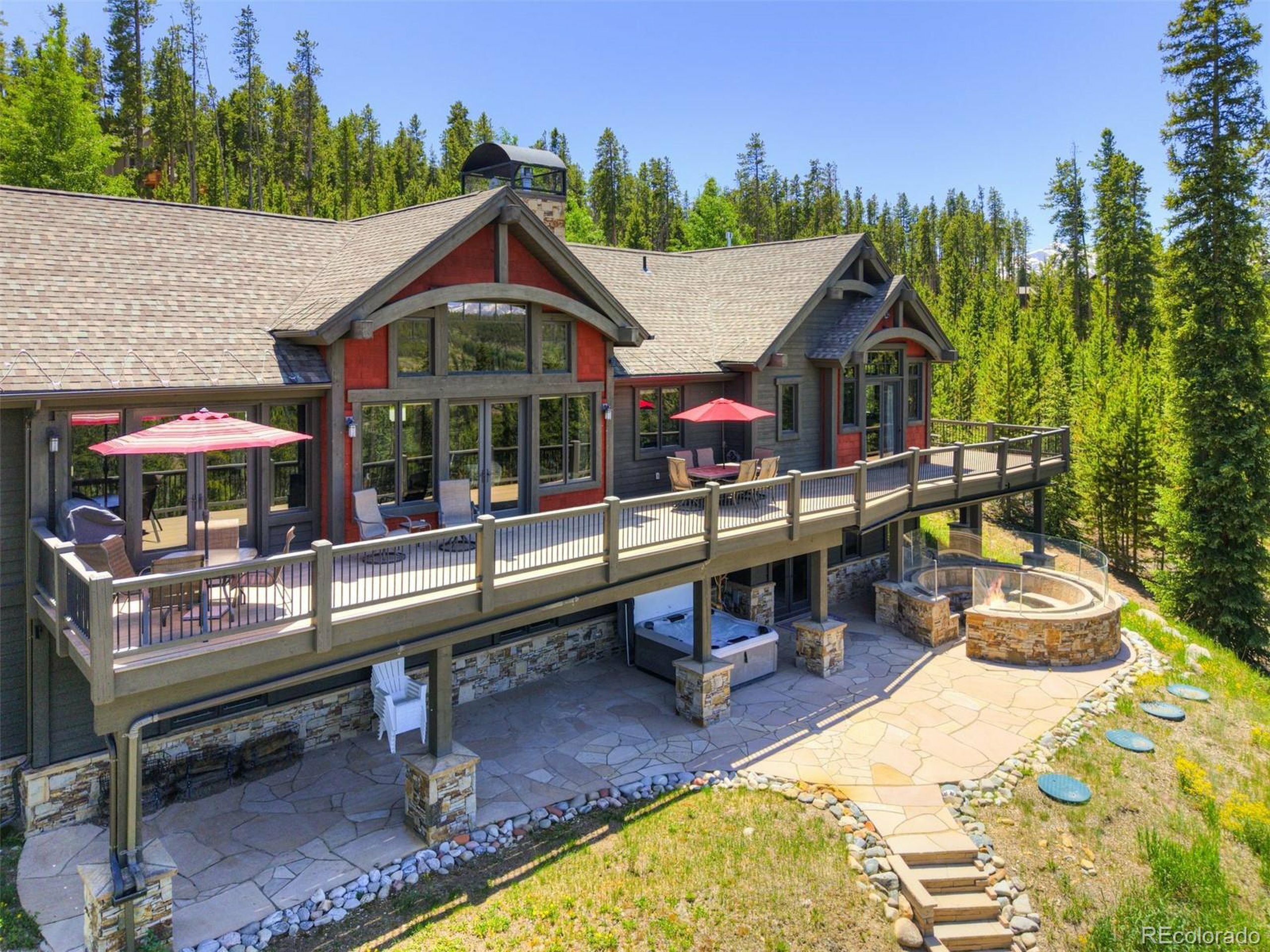 Property Photo: 1279 Estates Dr CO 80424