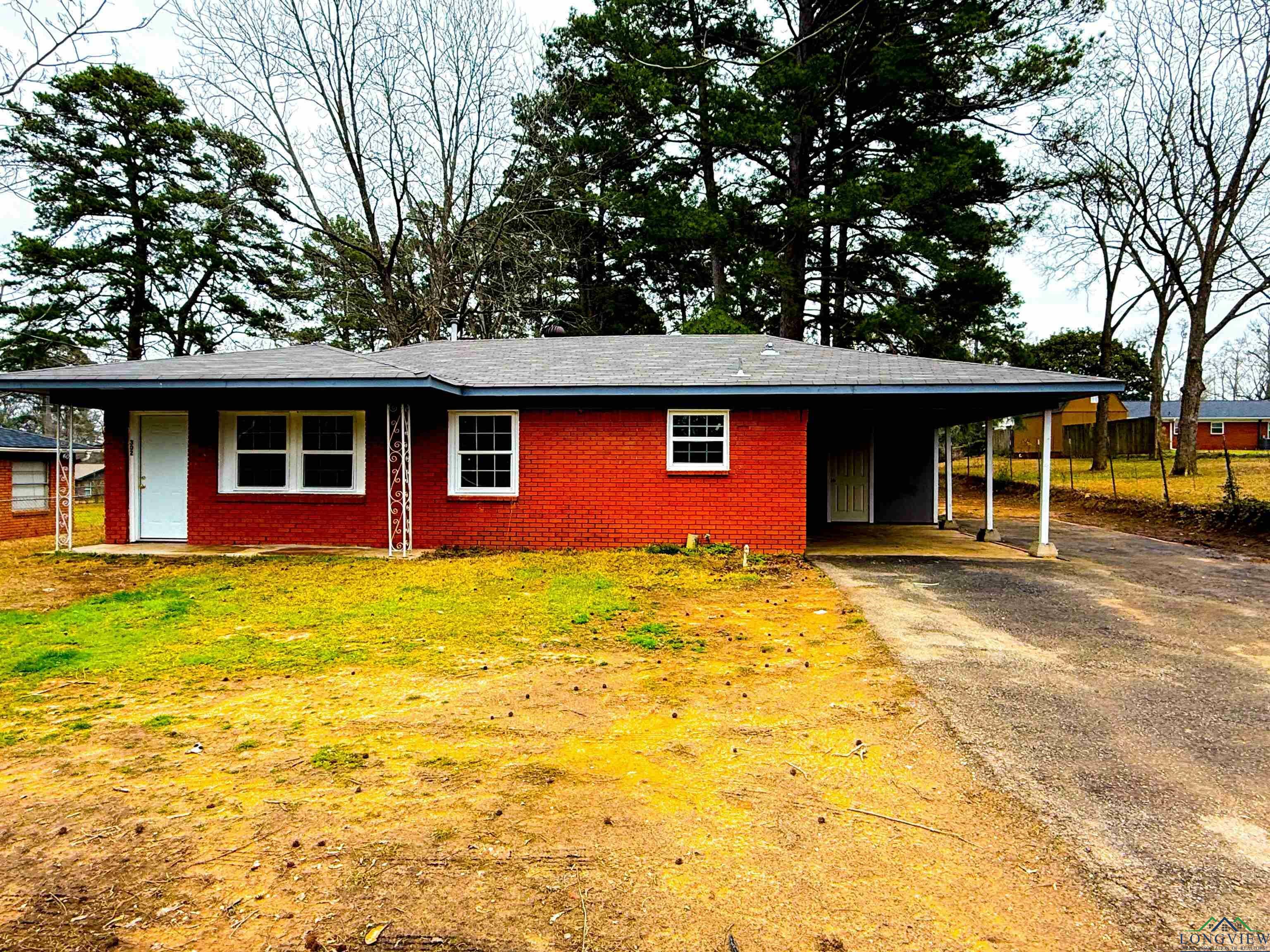 Property Photo:  302 Rocket St.  TX 75603 