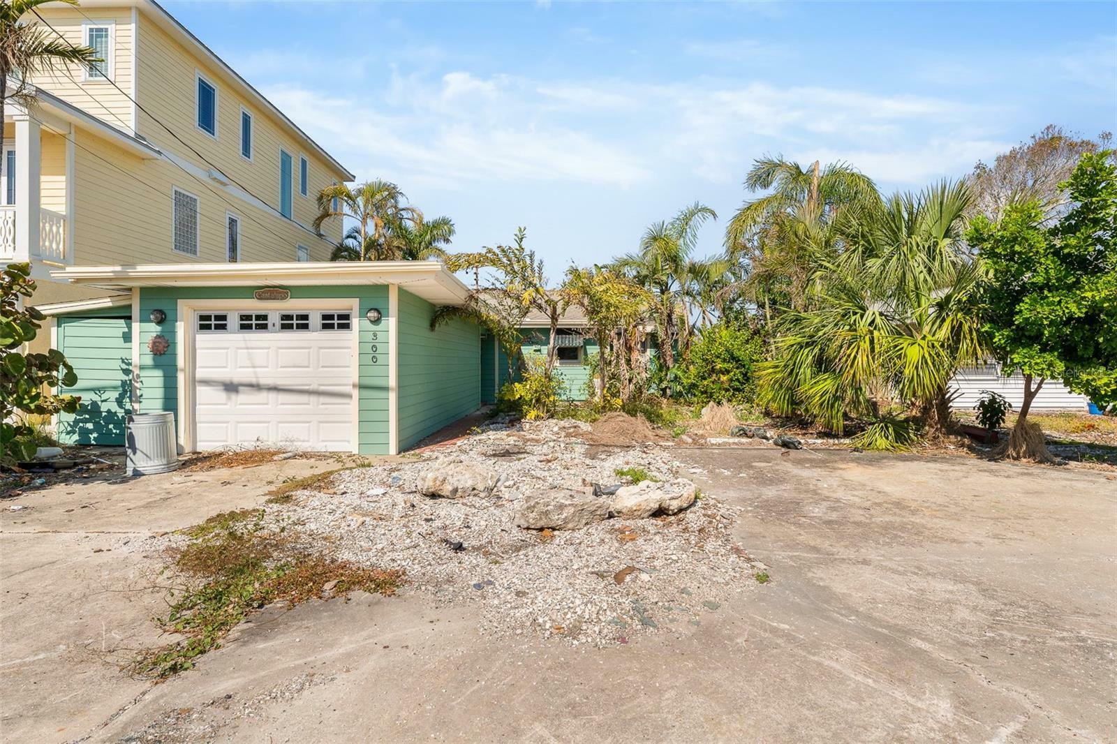 Property Photo: 300 16th Avenue FL 33785