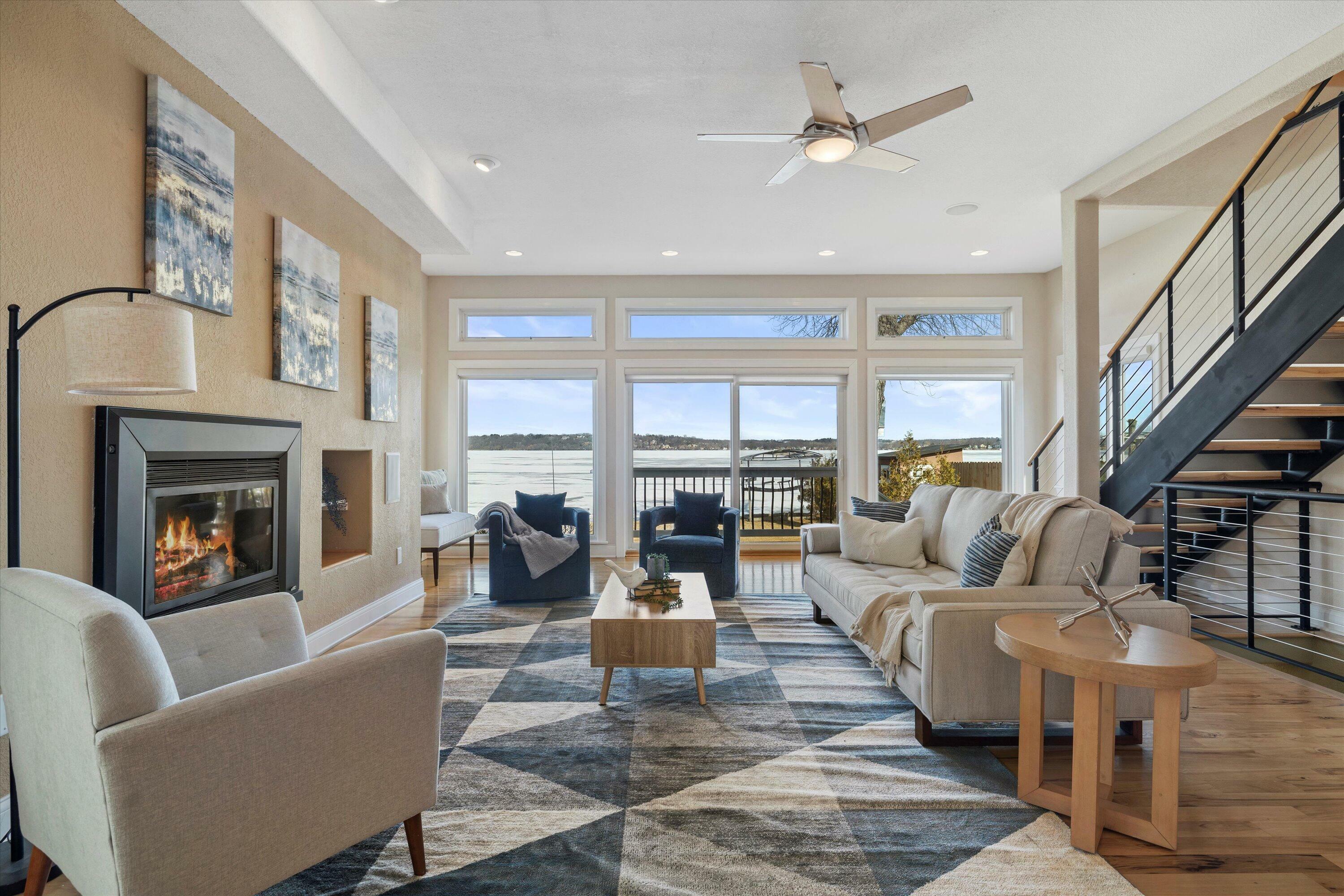 W270n2753 Elm Ave  Pewaukee WI 53072 photo