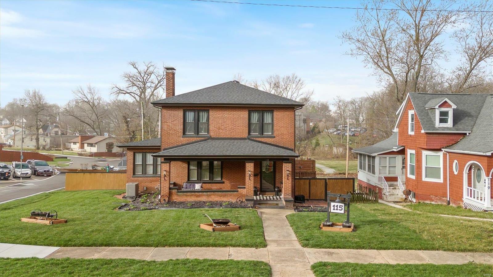 115 N Douglas Avenue  Belleville IL 62220 photo