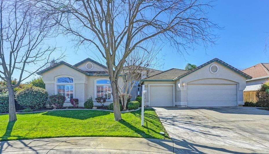 Property Photo: 10242 Maruyama Court CA 95829