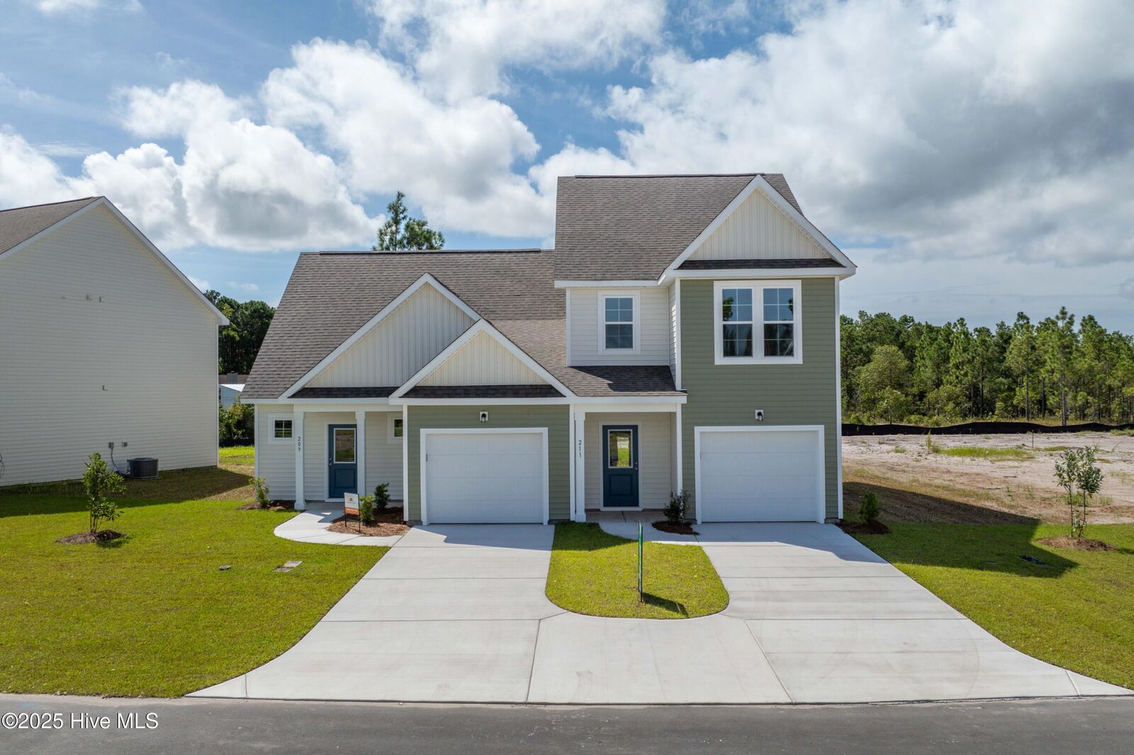Property Photo: 209 Sandpiper Place NC 28445
