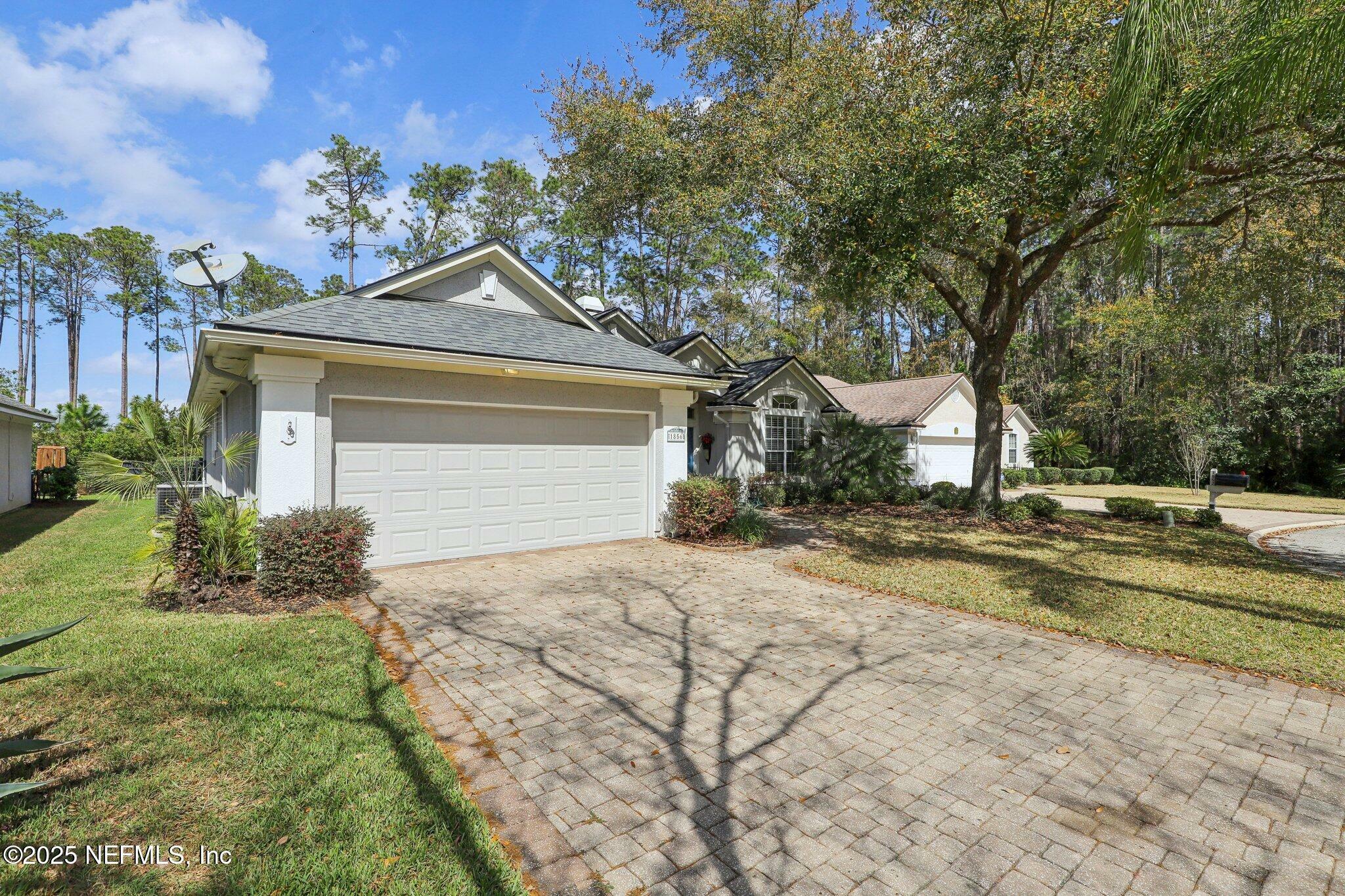 Property Photo:  1856 Inlet Cove Court  FL 32003 