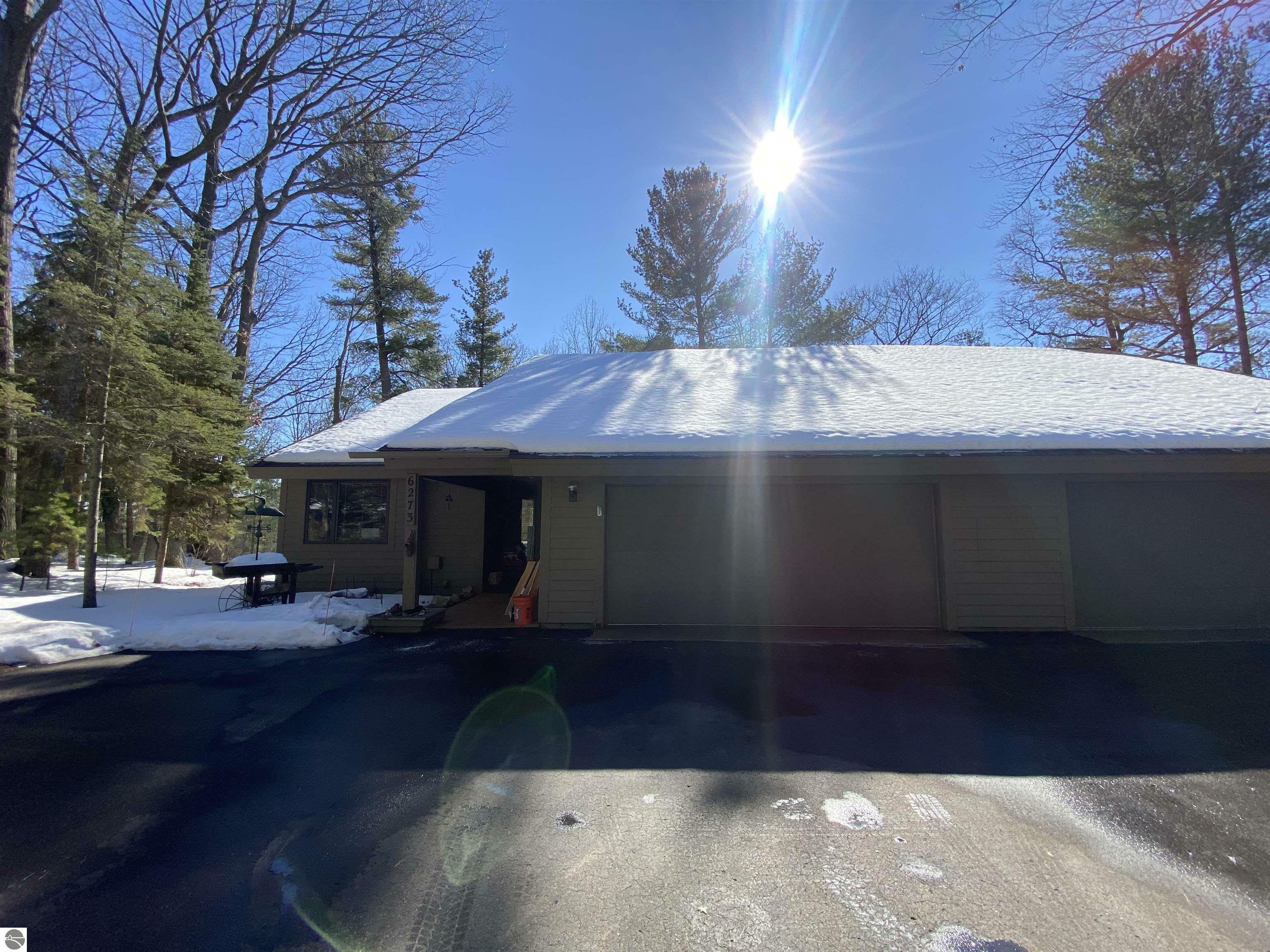 6273 Summit Court  Traverse City MI 49686 photo