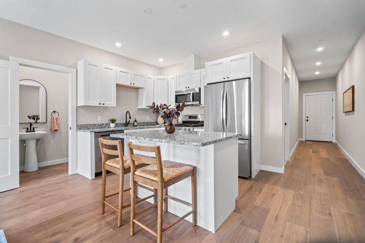 Property Photo: 4 Tanager Circle NH 03301