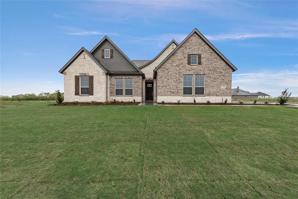 Property Photo: 2509 Pyrite Street TX 76249