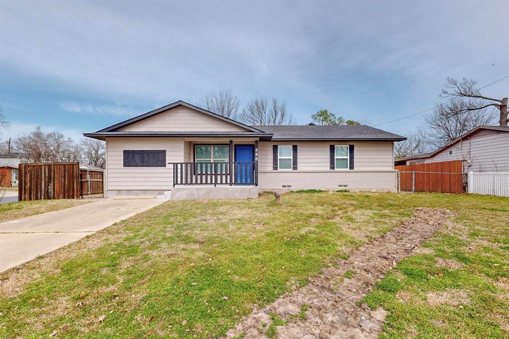 Property Photo: 888 Volney Drive TX 75160