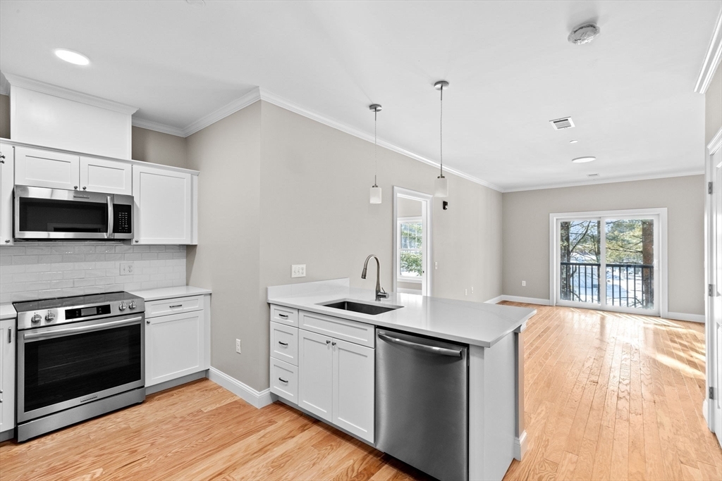 Property Photo: 485 Blue Hills Parkway 40 MA 02186