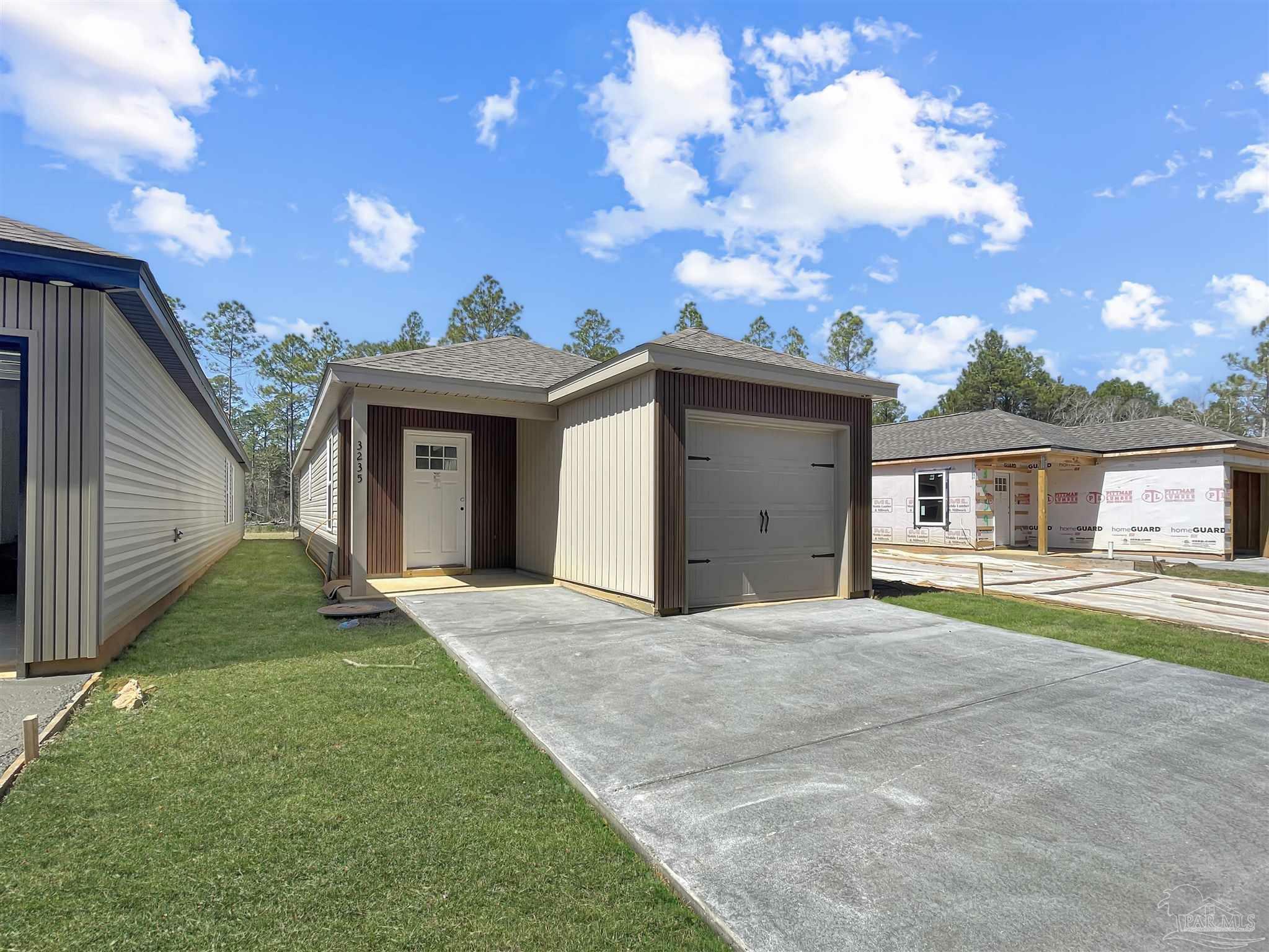 Property Photo: 3235 Damon Dr FL 32583