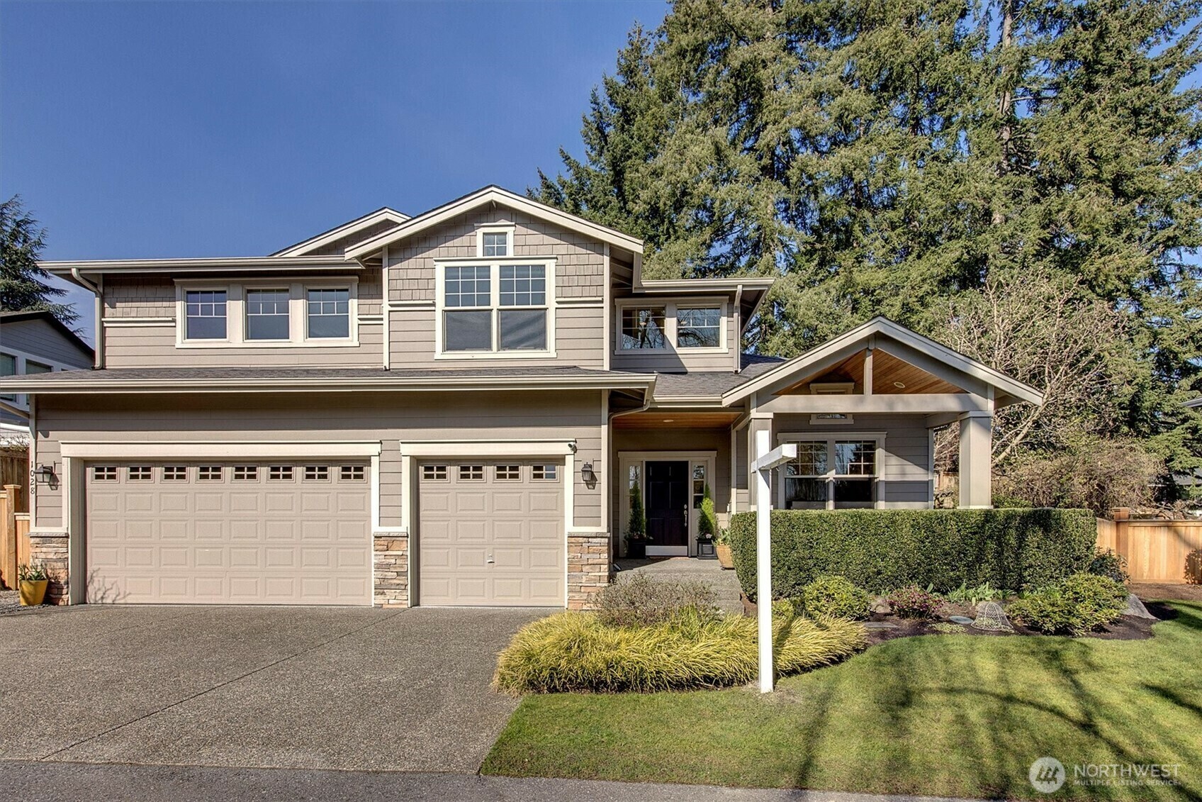 Property Photo: 1028 5th Street WA 98033