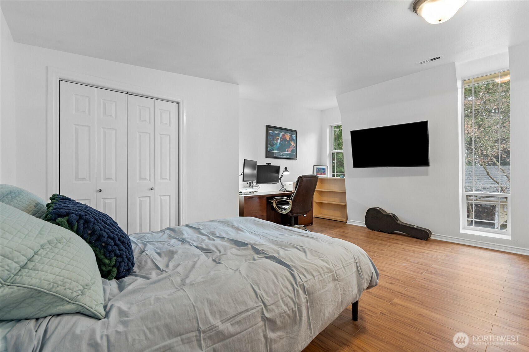 5043  Auburn Way  S  Auburn WA 98092 photo