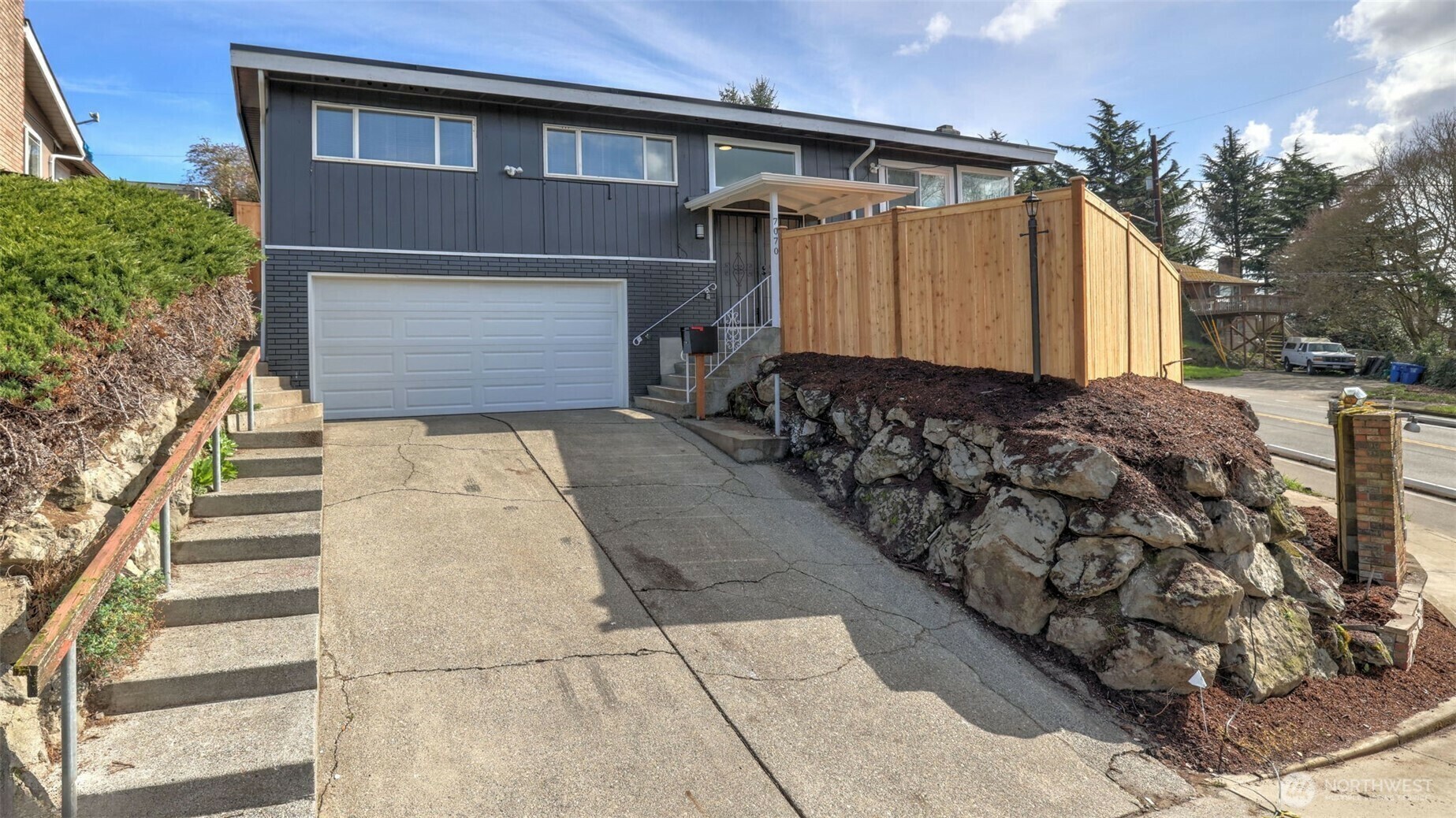 Property Photo:  7070  Covello Drive S  WA 98108 