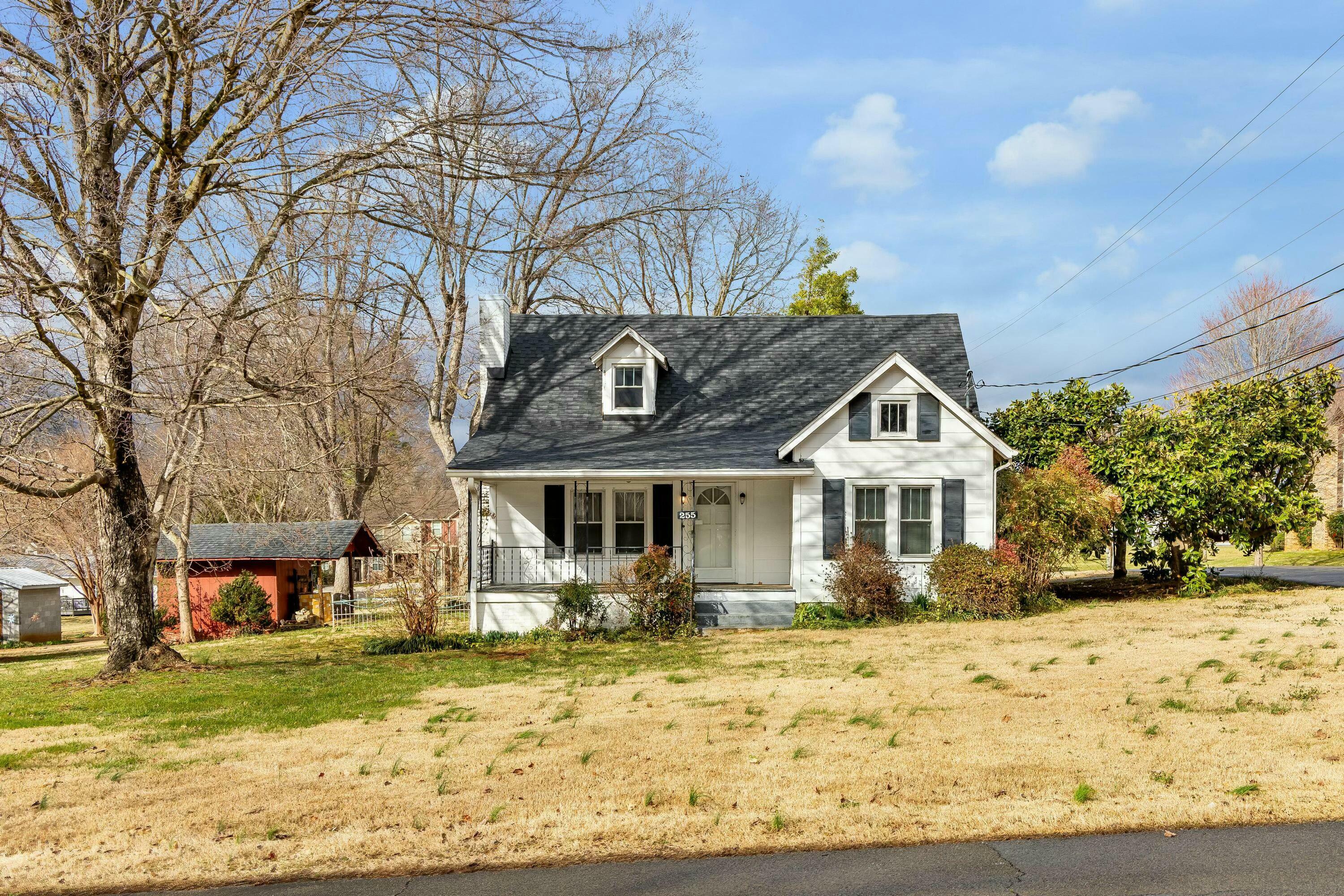 Property Photo:  255 Hiwassee Avenue NE  TN 37312 