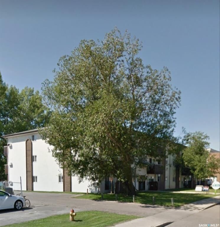 Property Photo: 2309 17th Street W 25 SK S7M 4R1