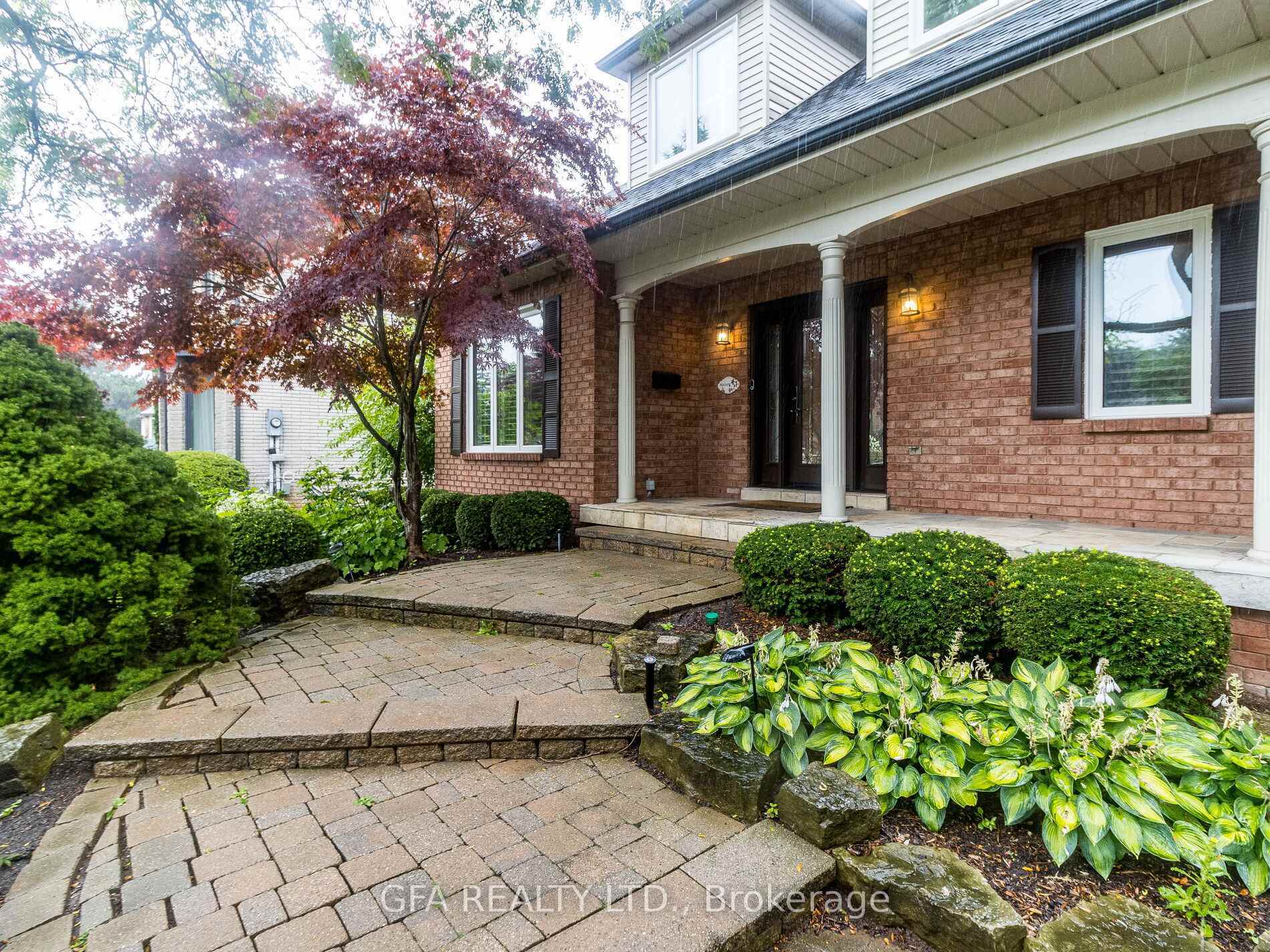 Property Photo: 1027 Masters Green ON L6M 2N7