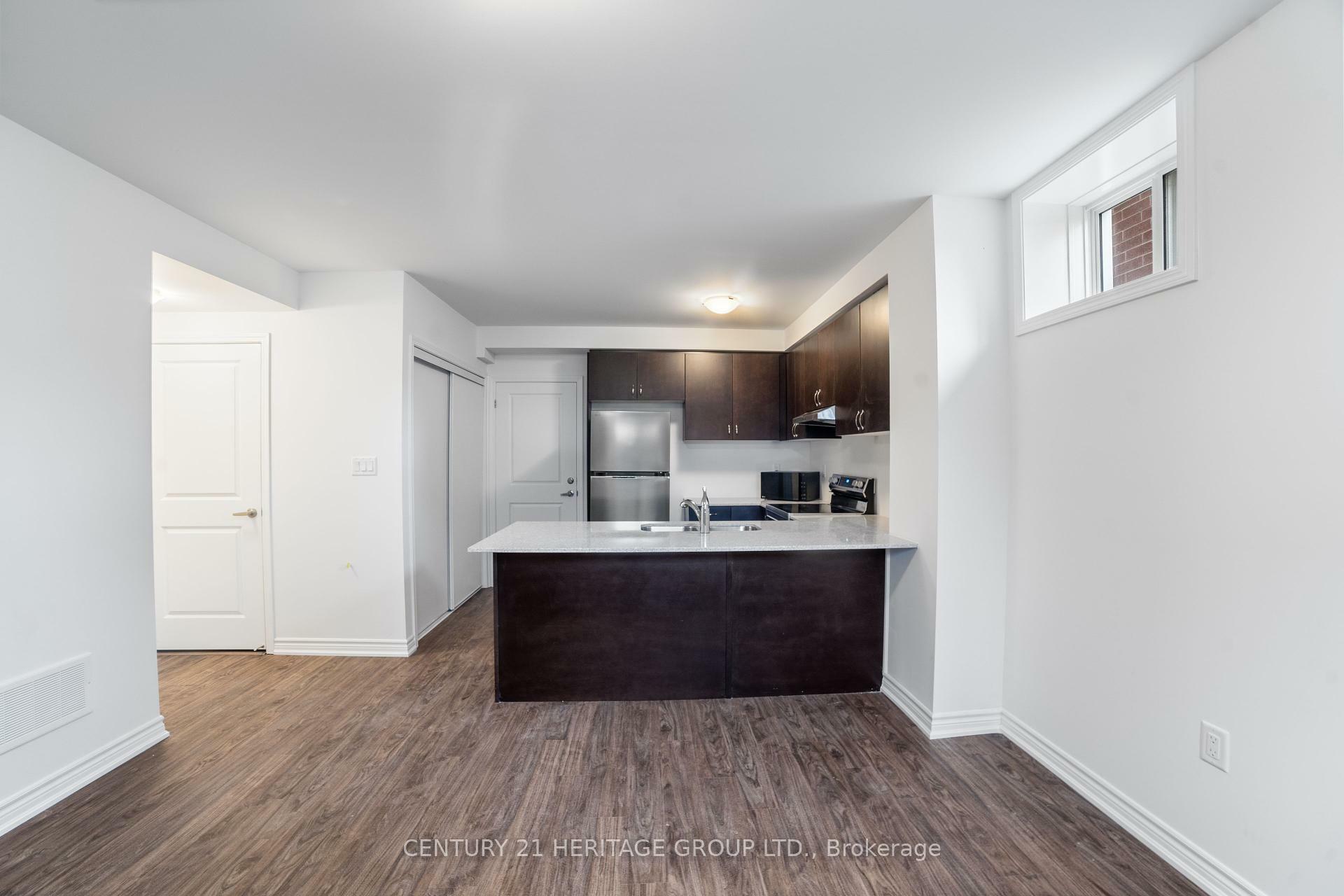 Photo de la propriété: 169 Greer St ON L9S 2Z5