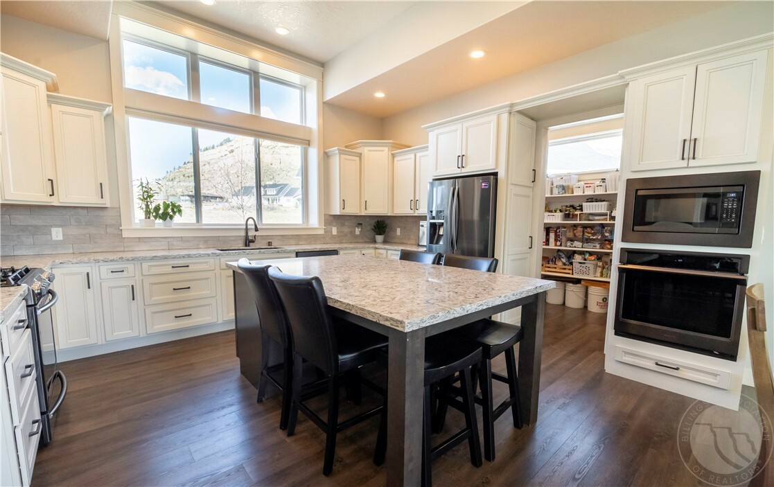 Property Photo:  4712 Audubon Way  MT 59106 