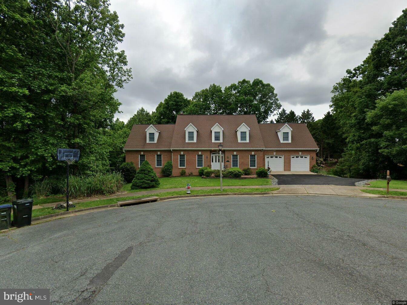 Property Photo:  104 Chase Lane  VA 22401 