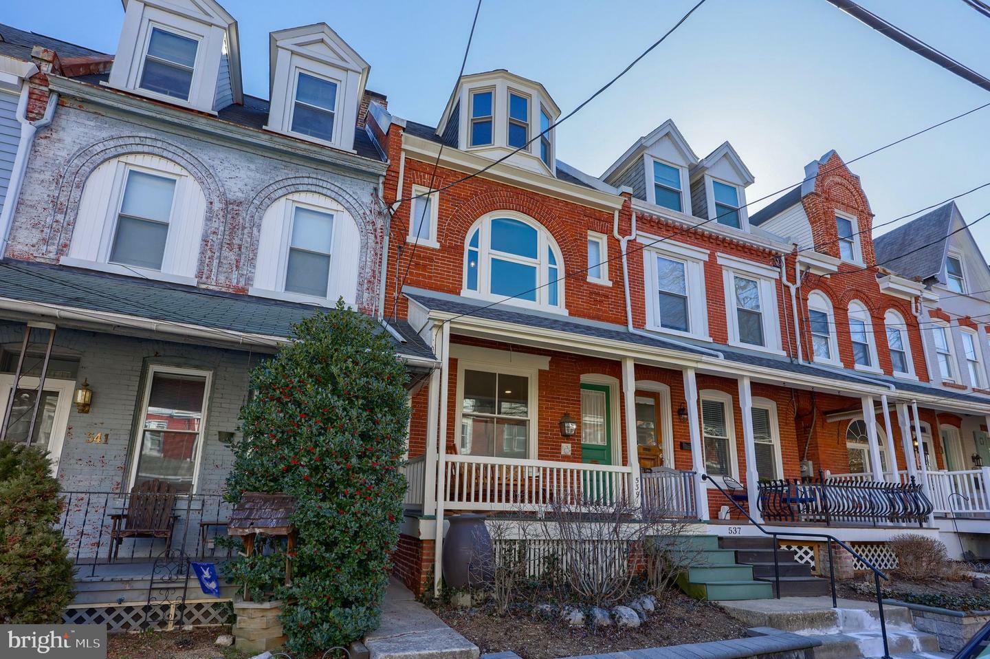 Property Photo: 539 N Mary Street PA 17603