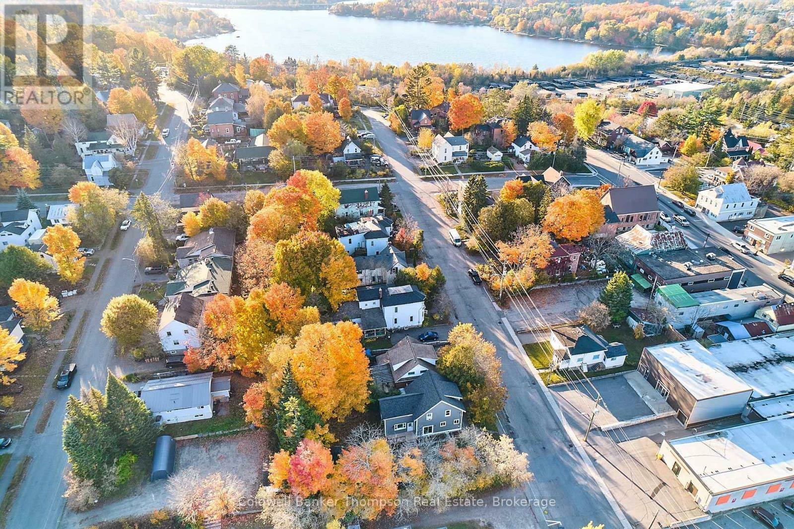 Photo de la propriété:  5 Minerva Street  ON P1H 1W4 