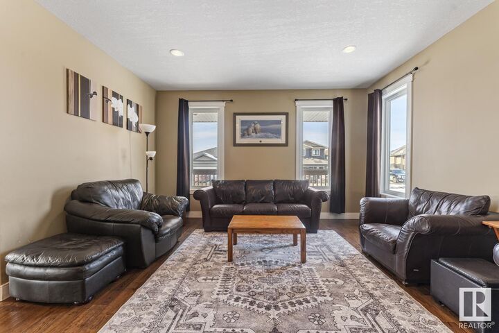 Property Photo: 4929 58 Avenue AB T9M 0E7