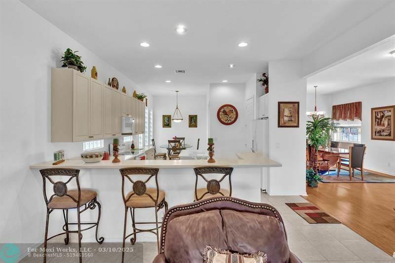 Property Photo: 136 Catania Way FL 33411