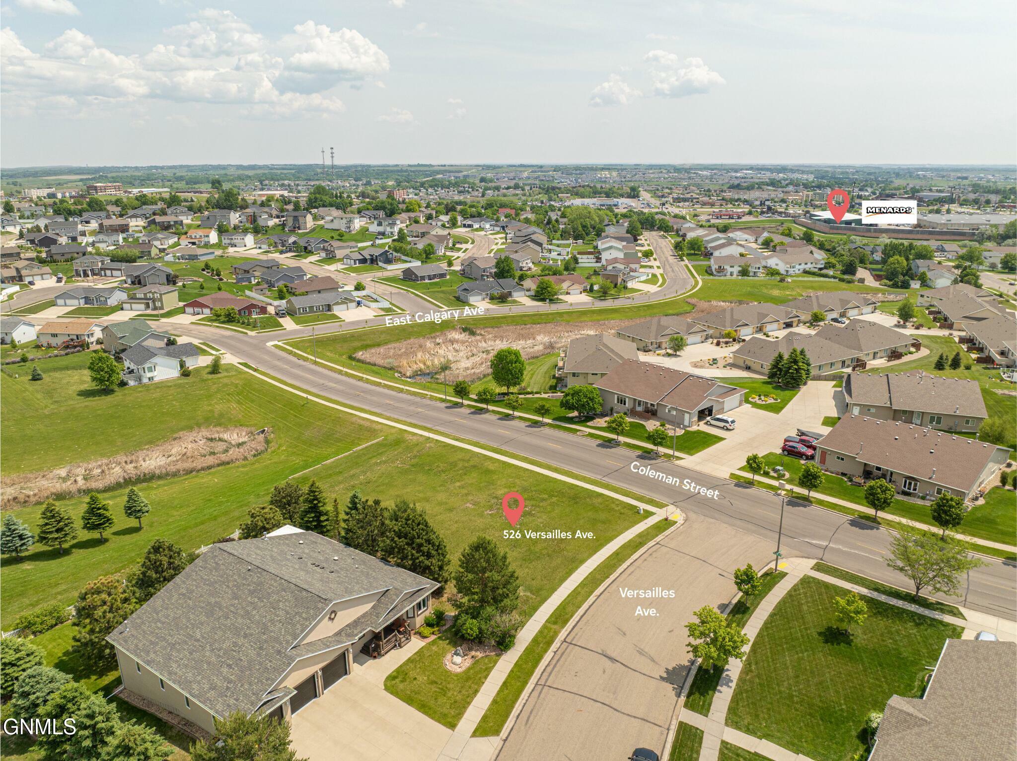 Property Photo:  526 Versailles Avenue  ND 58503 