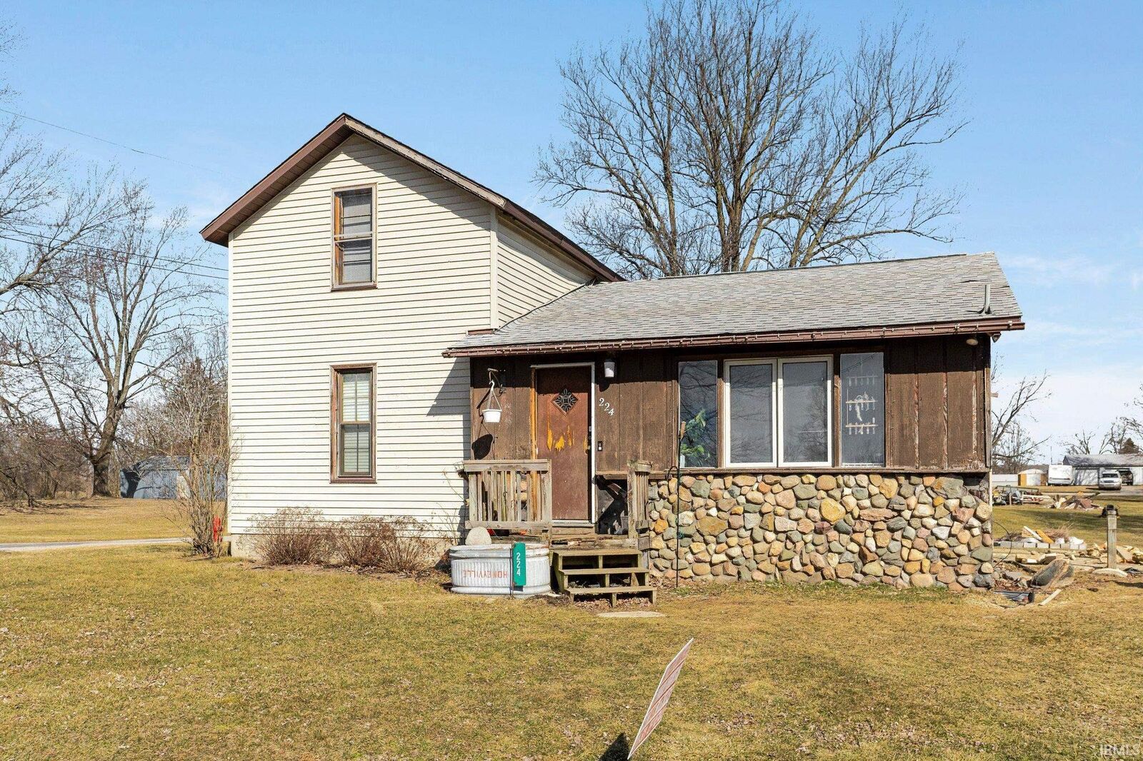 Property Photo:  224 W Parsonage Street  IN 46747 