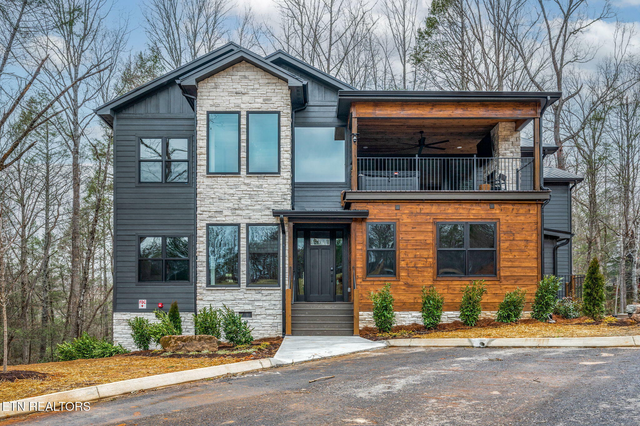 Property Photo: 130 Mills Park Rd 1 TN 37738