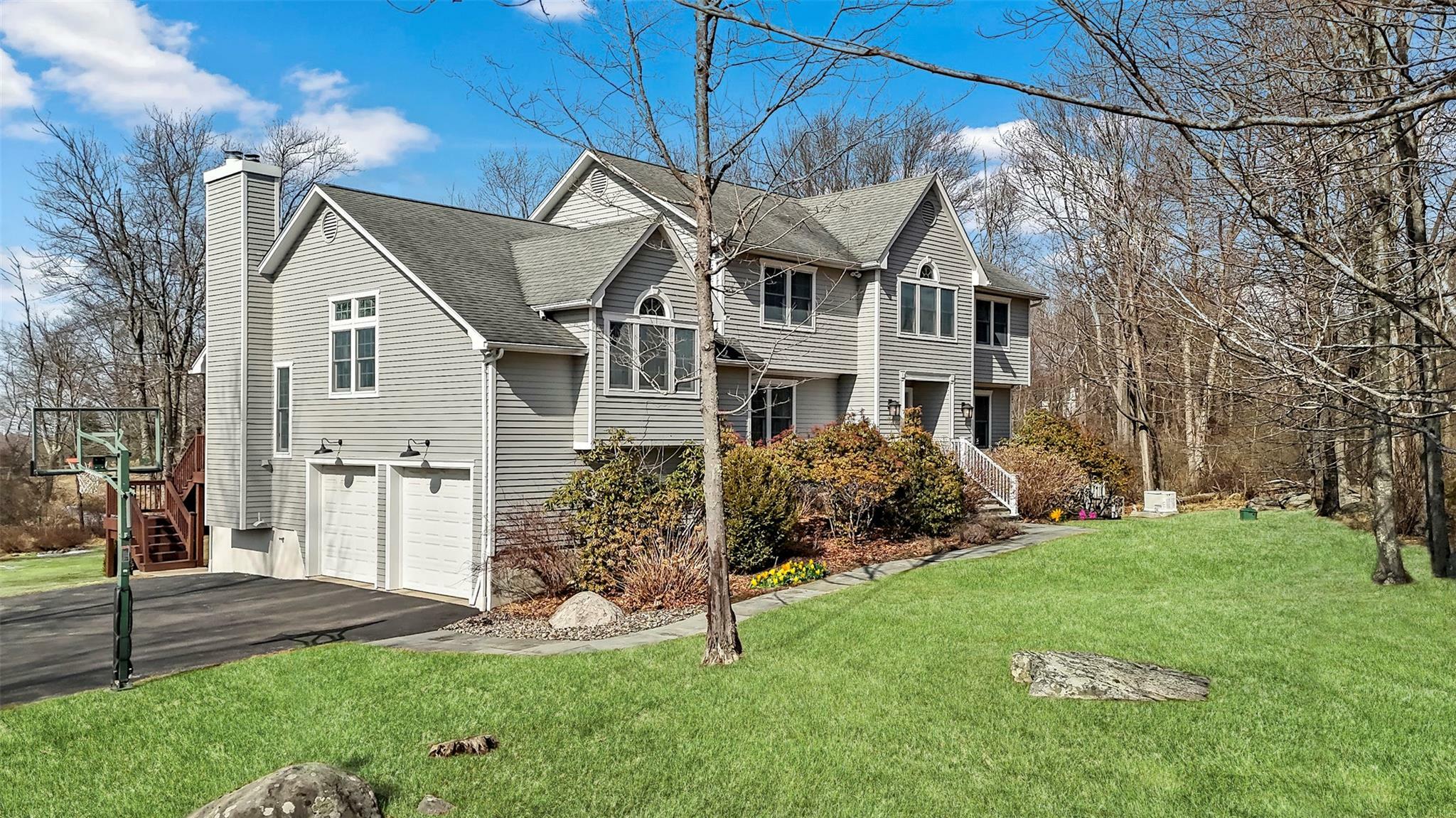 297 Dingle Ridge Road  Brewster NY 10509 photo