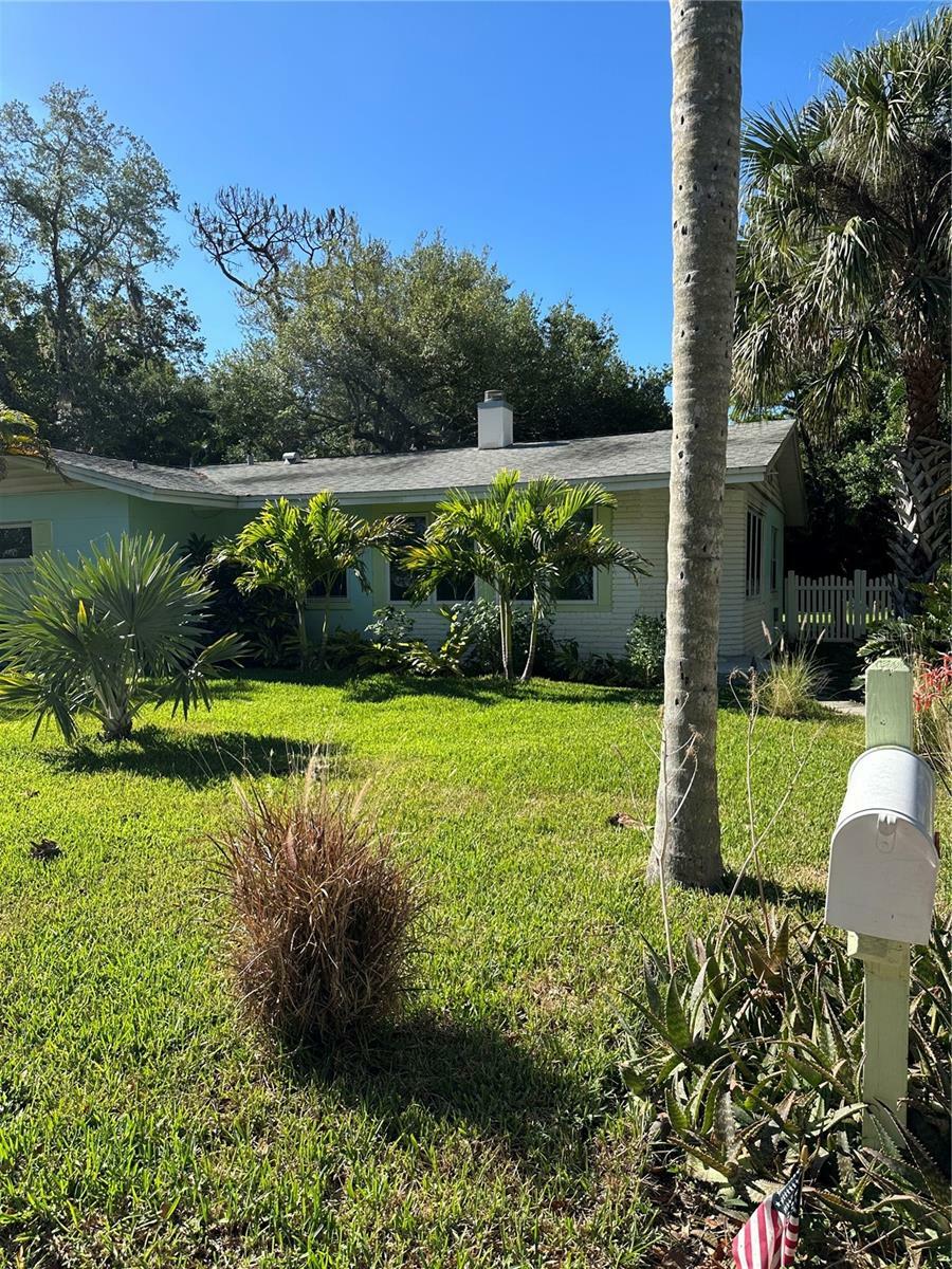 Property Photo:  728 41st St Street  FL 34234 