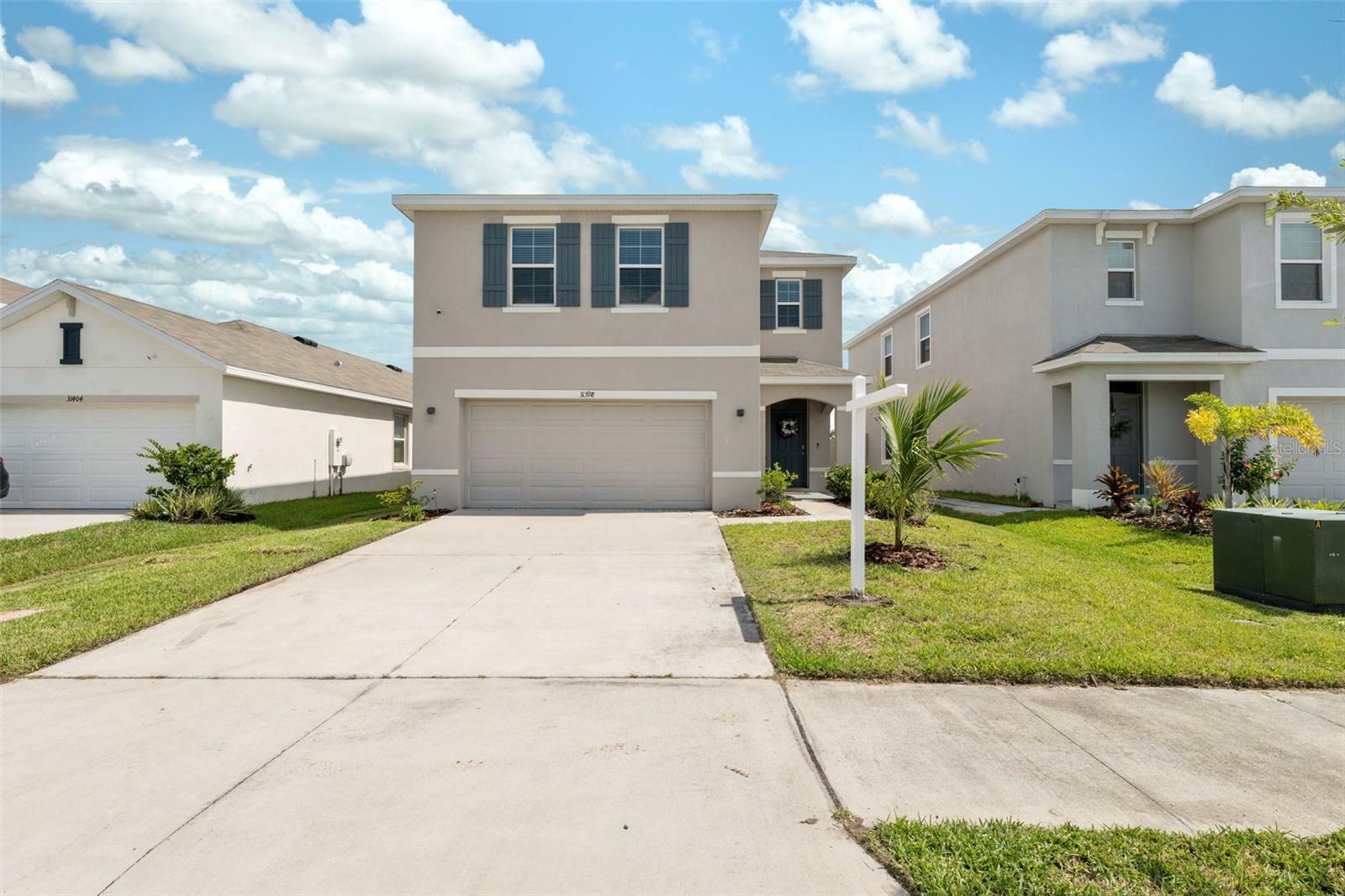 Property Photo:  31398 Penny Surf Loop  FL 33545 