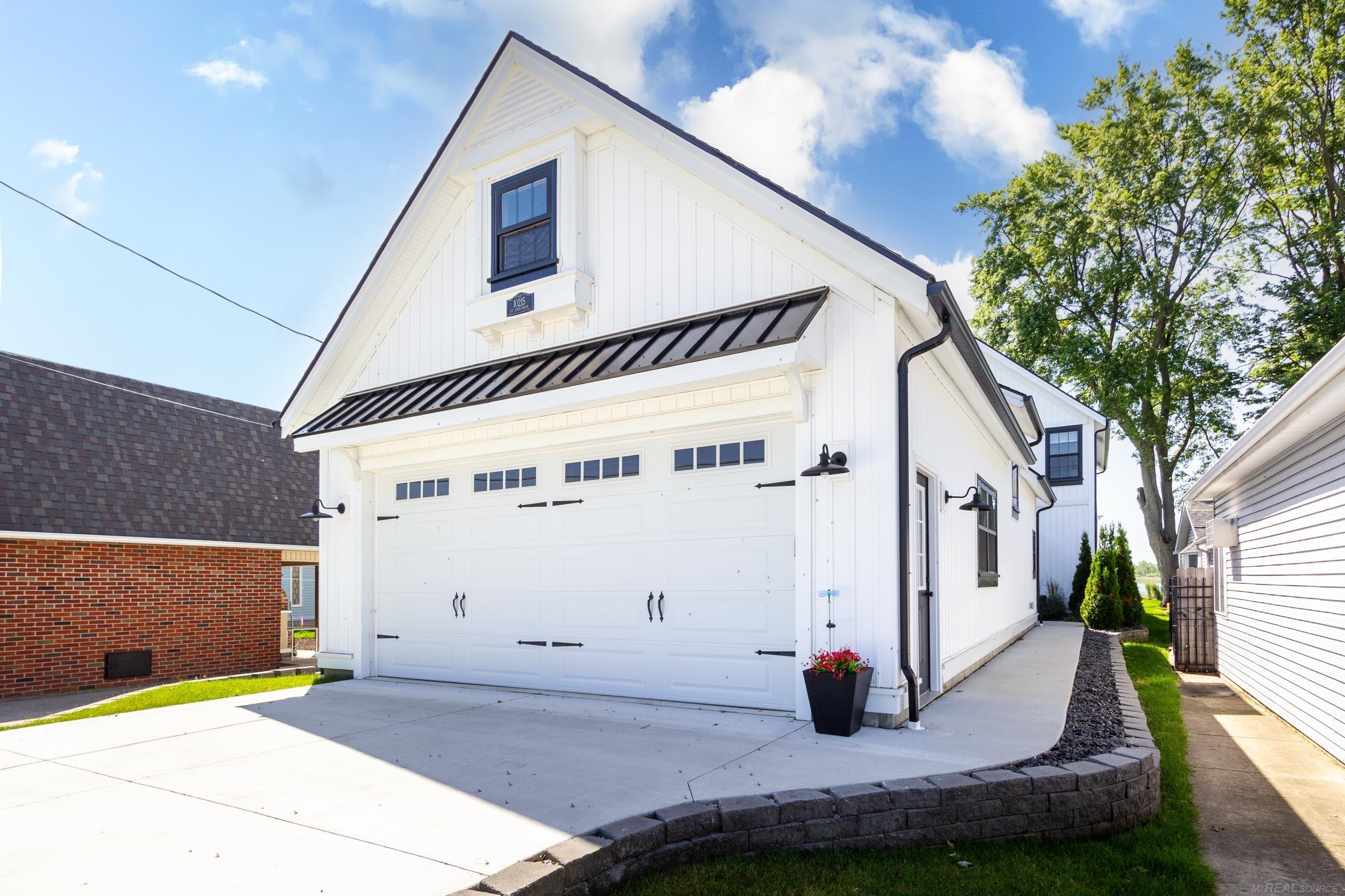 10215 St. John Drive  Algonac MI 48001 photo