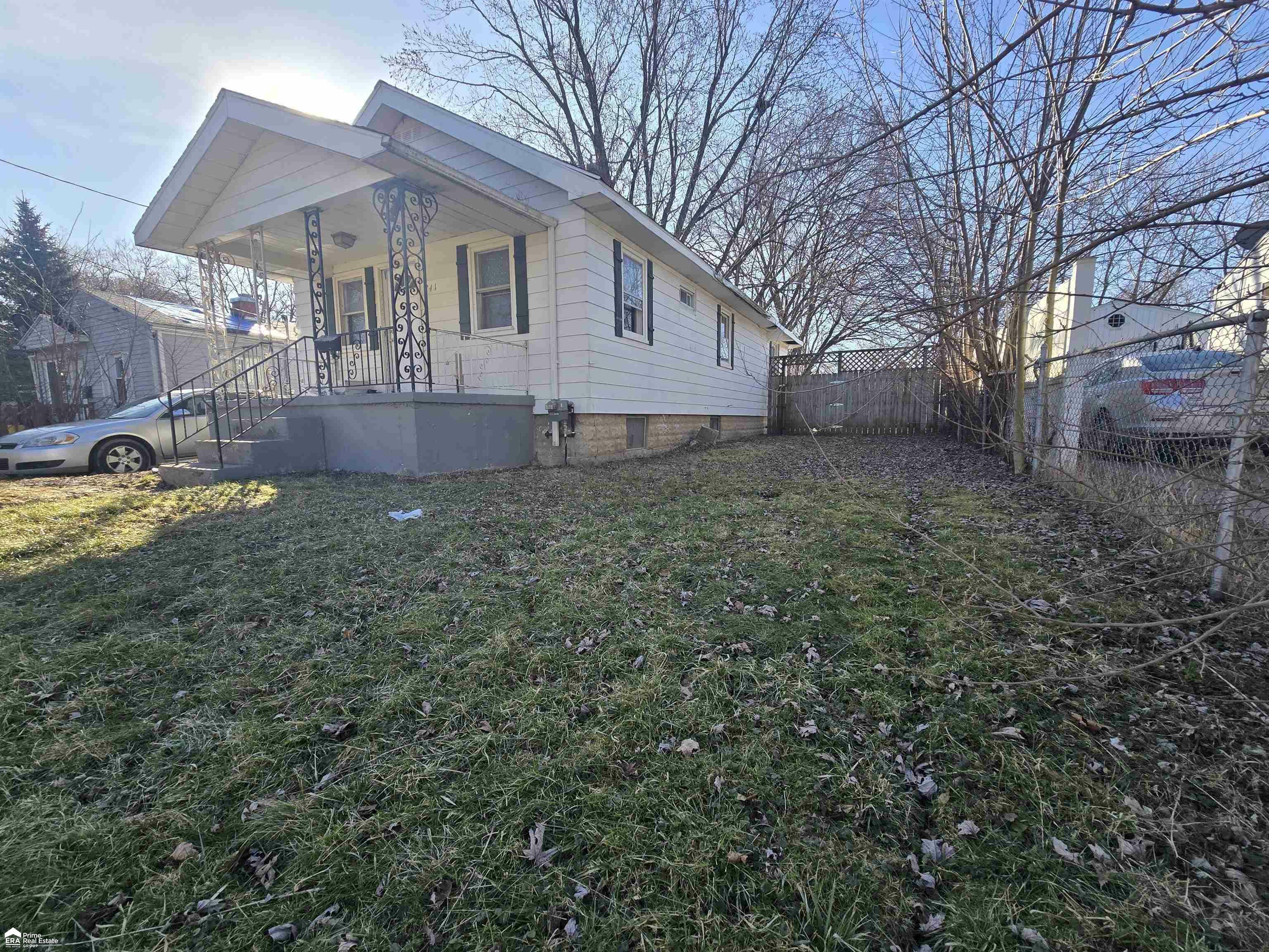 Property Photo: 741 Barrie Street MI 48507
