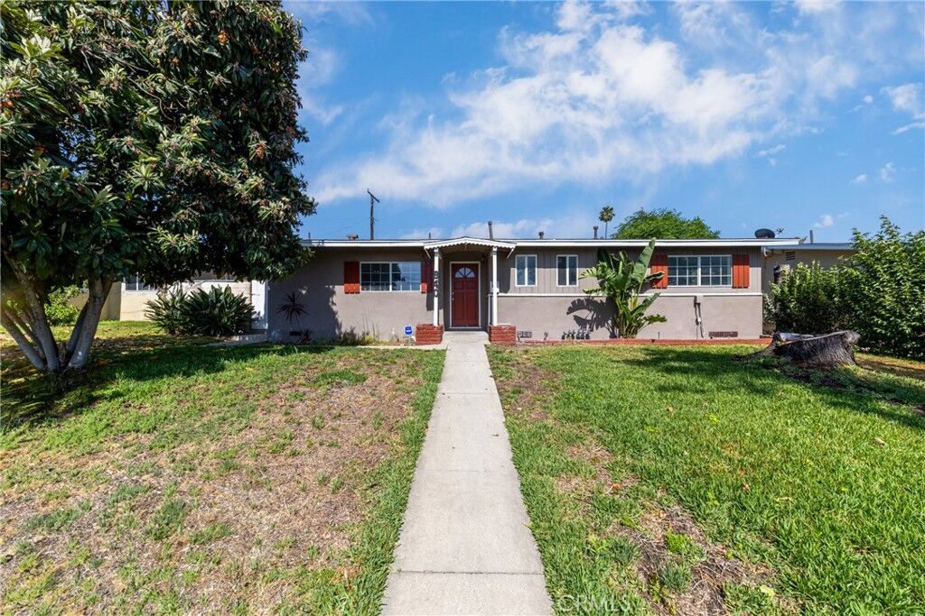 Property Photo:  840 N North Benson Avenue  CA 91762 