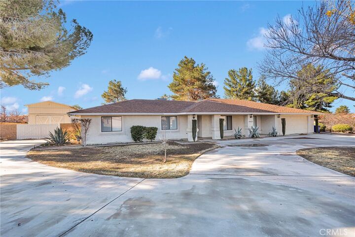 Property Photo:  14425 Mandan Court  CA 92307 