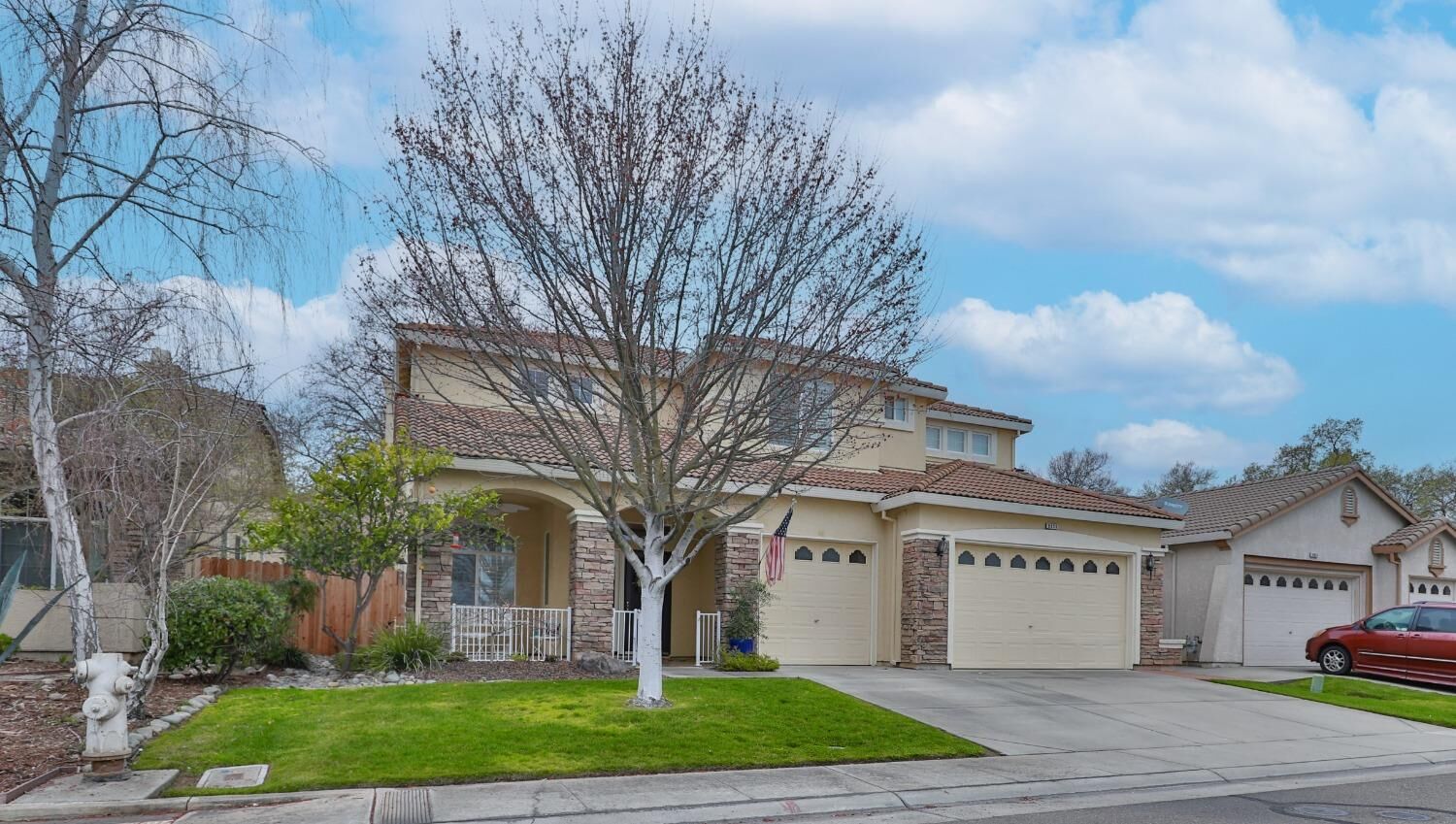Property Photo:  9955 Ferragamo Way  CA 95757 