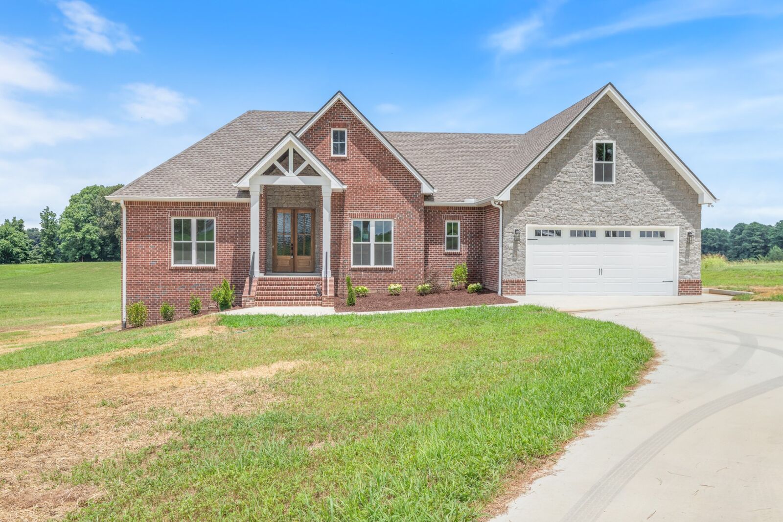 Property Photo: 856 Tucker Rd TN 37055