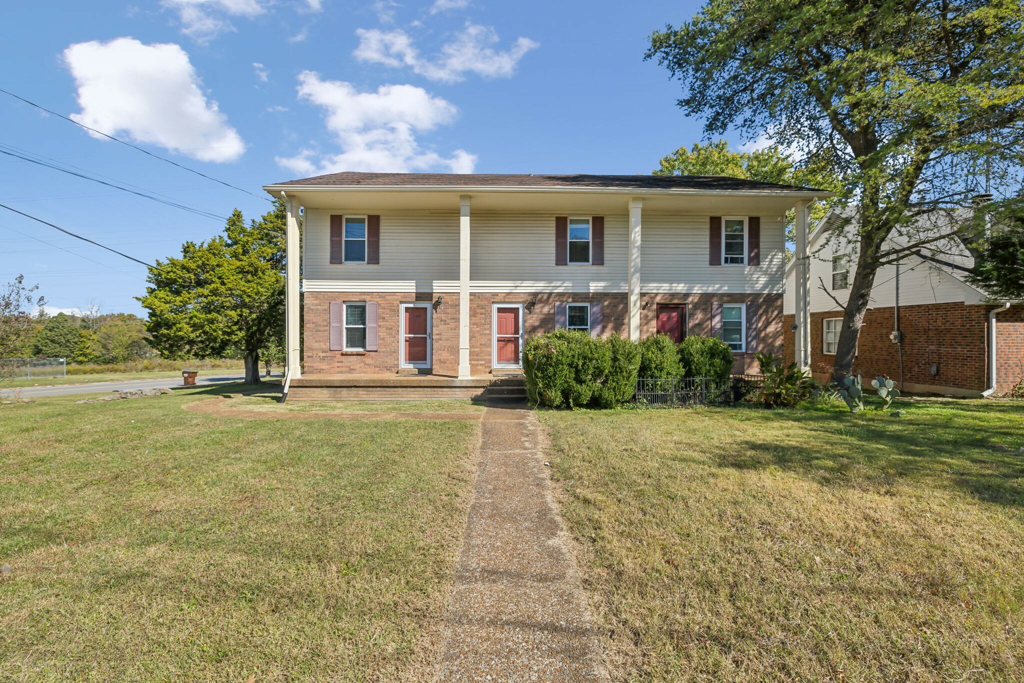 Property Photo:  200 Slayton Dr  TN 37115 