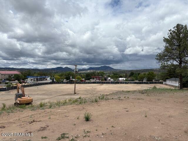 Property Photo: 1109 E Gurley Street AZ 86301