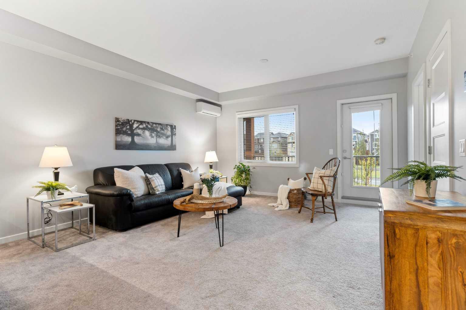 Photo de la propriété: 450 Kincora Glen Road NW 3404 AB T3R 1S2