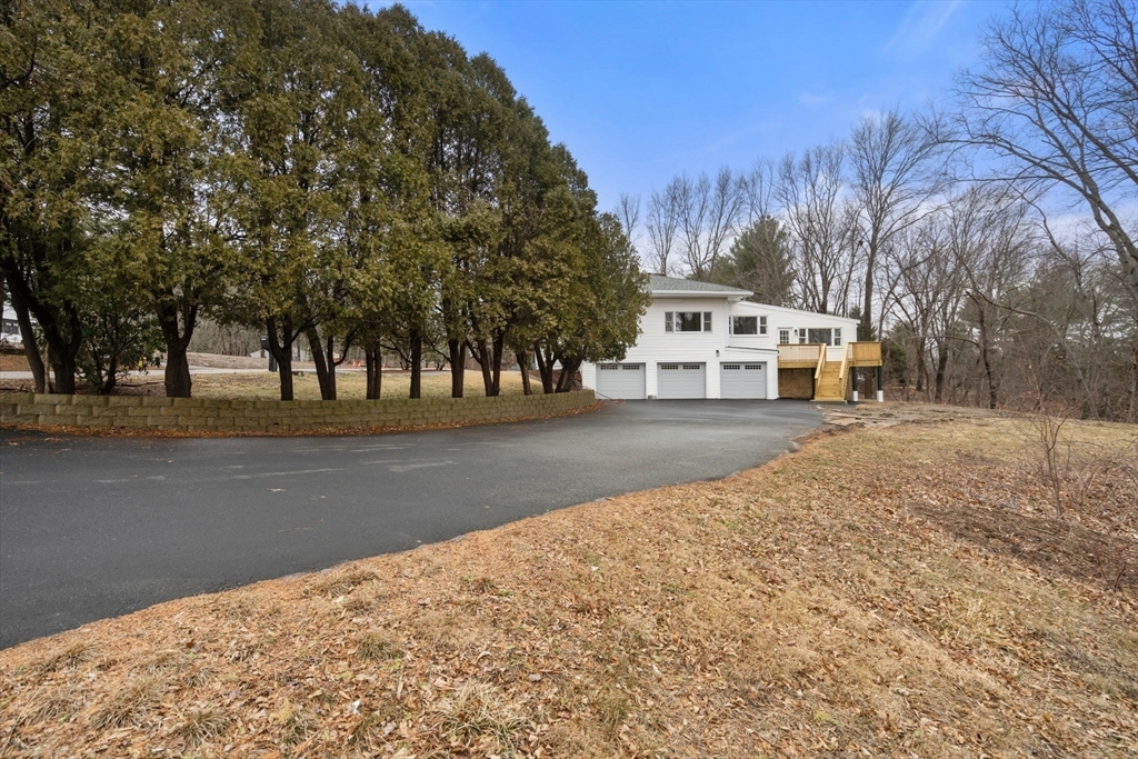 Property Photo: 106 Juniper Ridge Rd MA 02090